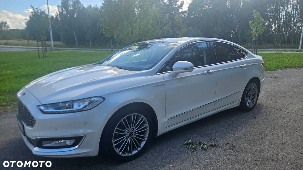 Ford Mondeo 2.0 Hybrid Vignale - 14