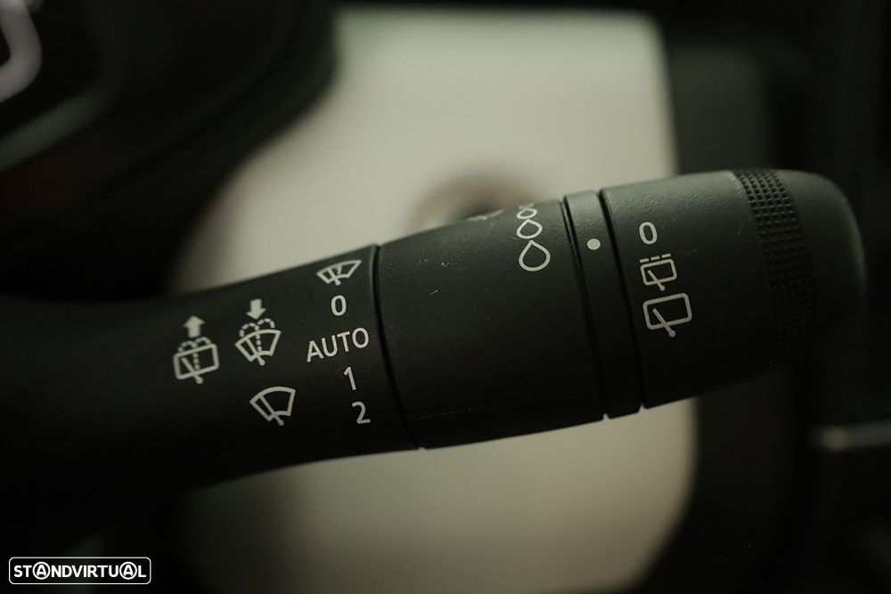 Renault Clio 1.0 TCe Techno - 18