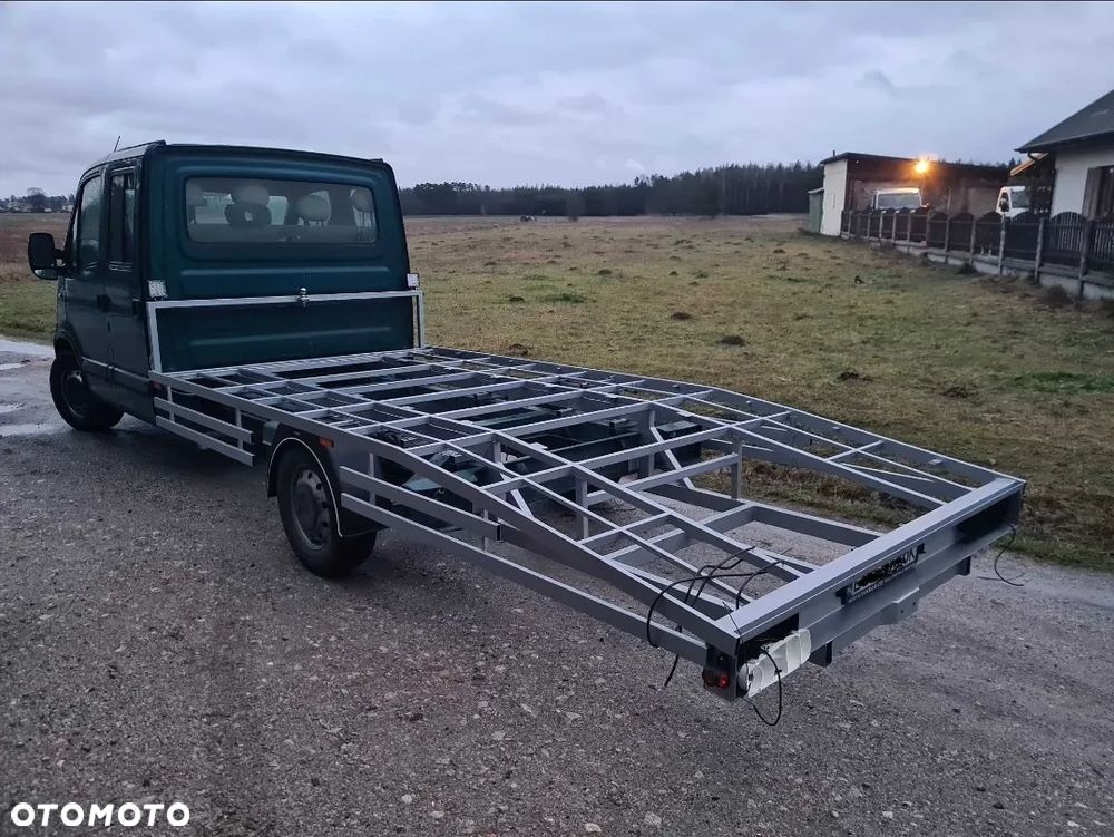 Najazd, Autolaweta - Surówka - 2