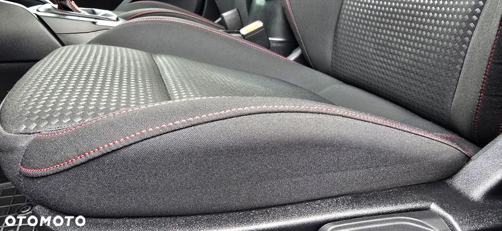 Ford Focus 1.5 EcoBoost ST-Line - 8