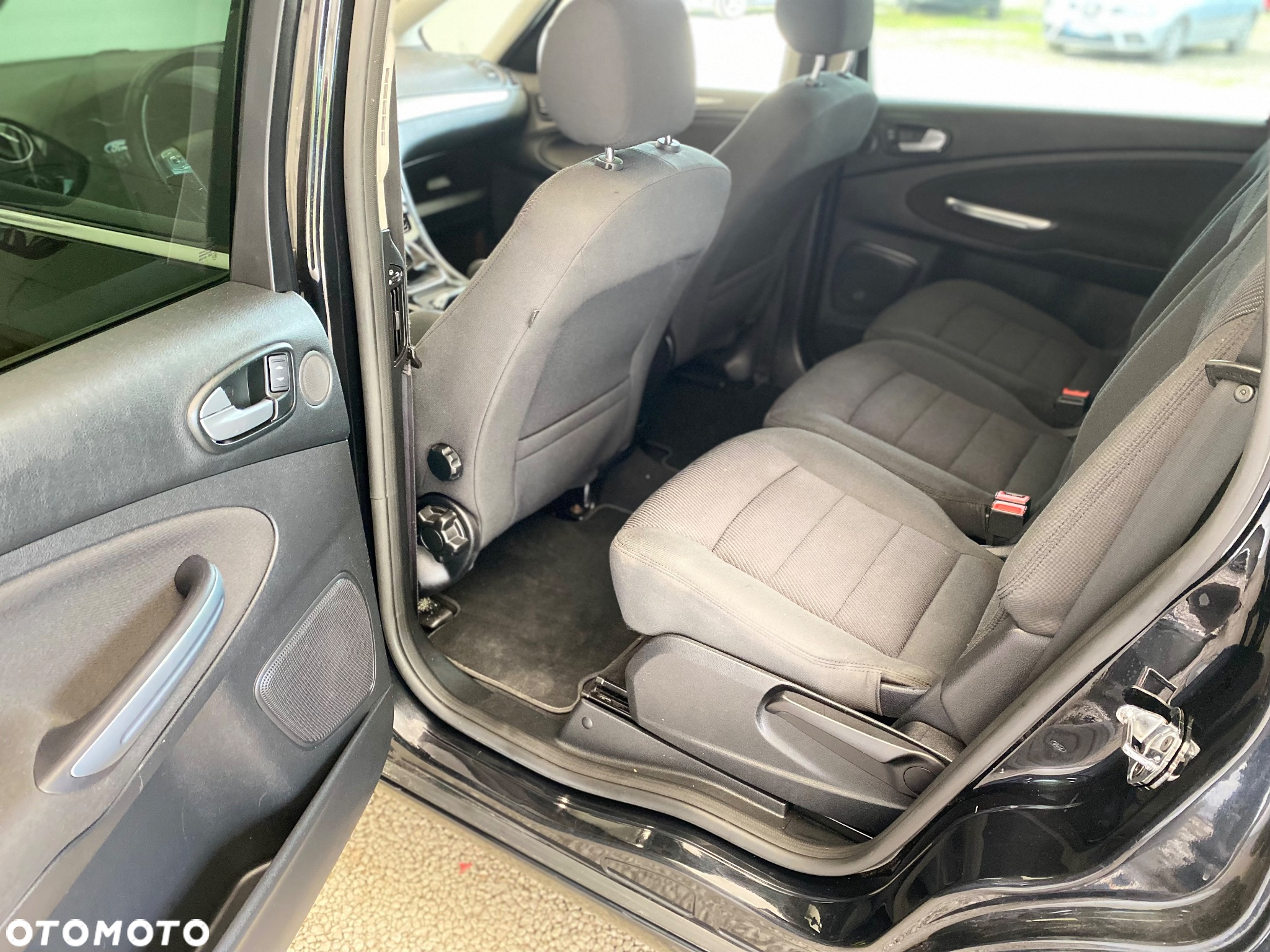 Ford S-Max 2.0 TDCi DPF Trend - 15