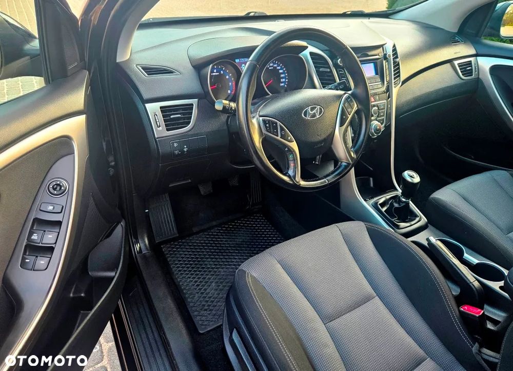 Hyundai i30 1.4 Select - 10