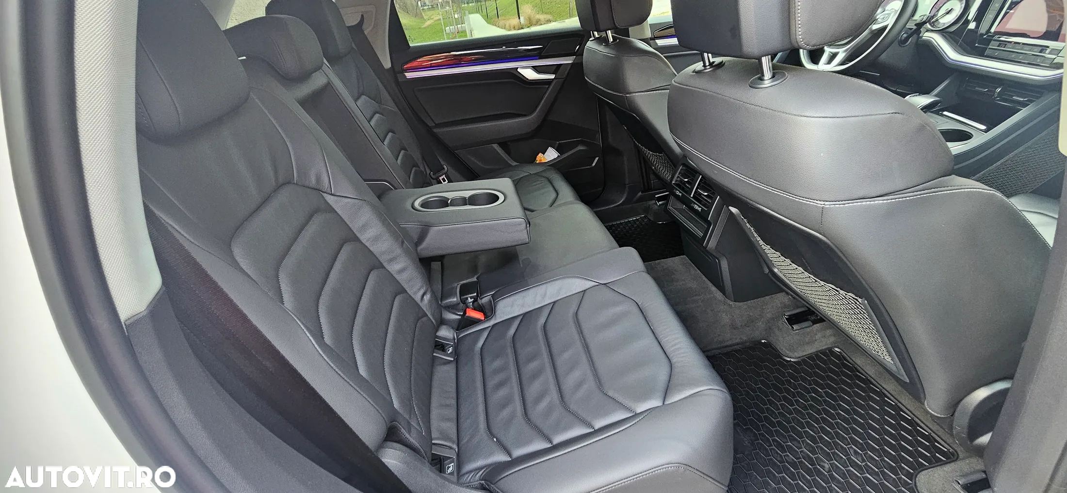 Volkswagen Touareg 3.0 V6 TDI 4Motion DPF Automatik R-Line - 6