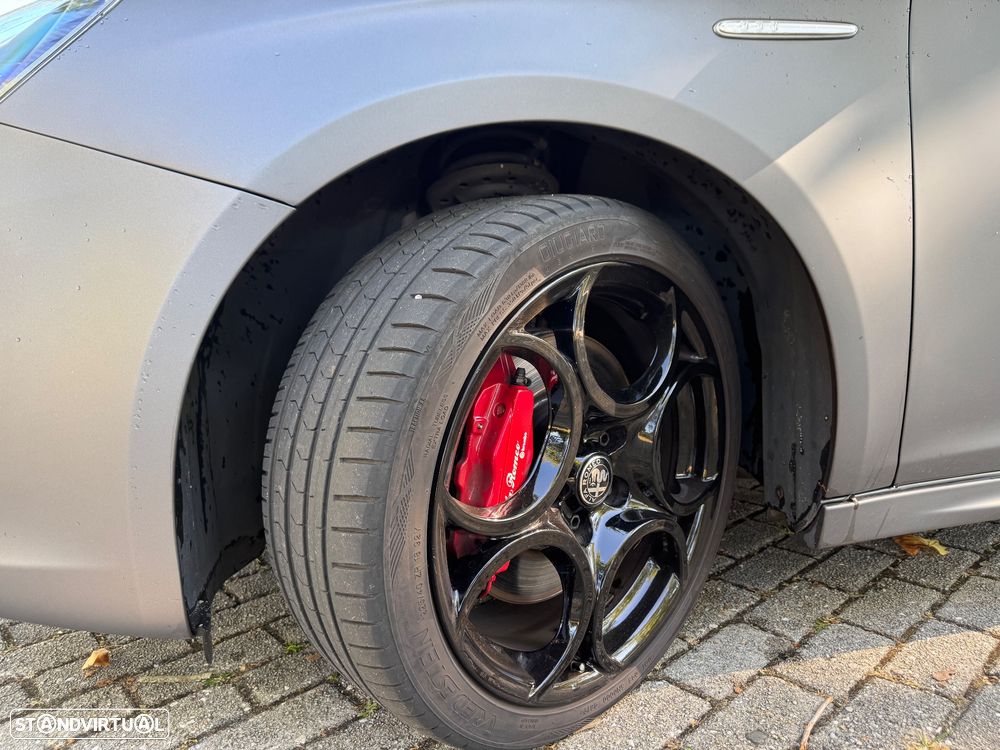 Alfa Romeo Giulietta 1.6 JTDM 16V TCT Lusso Ti - 8