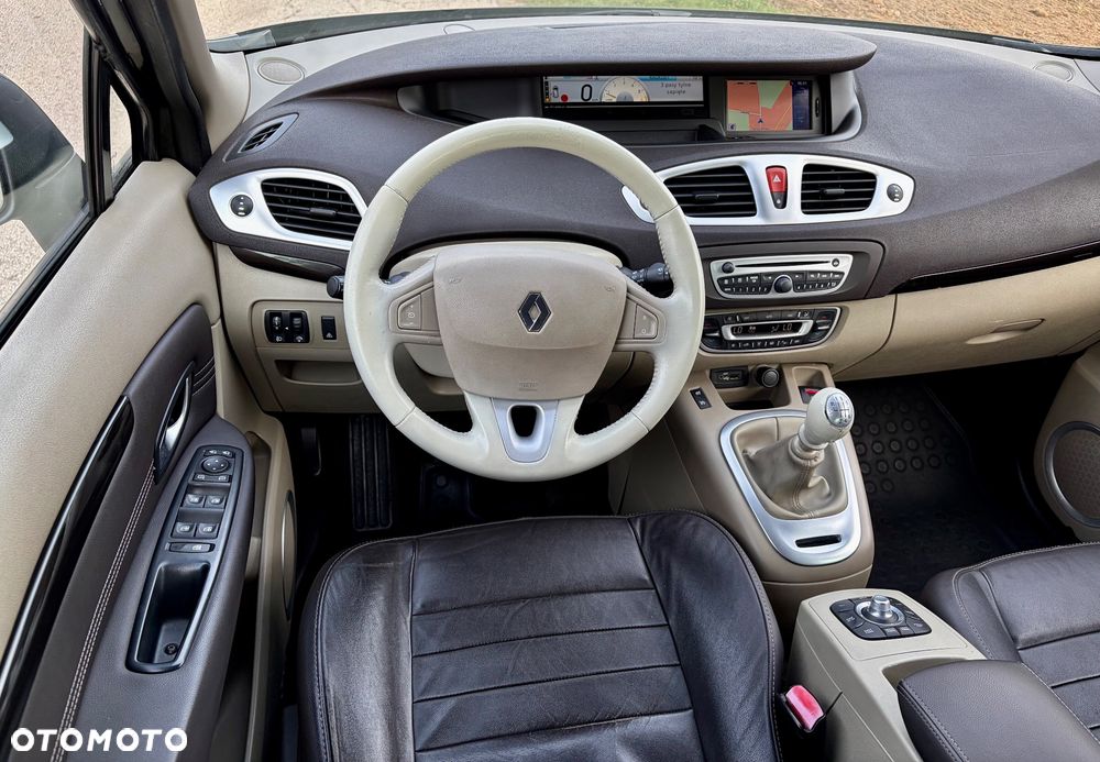 Renault Scenic 1.9 dCi Luxe Privilege - 12