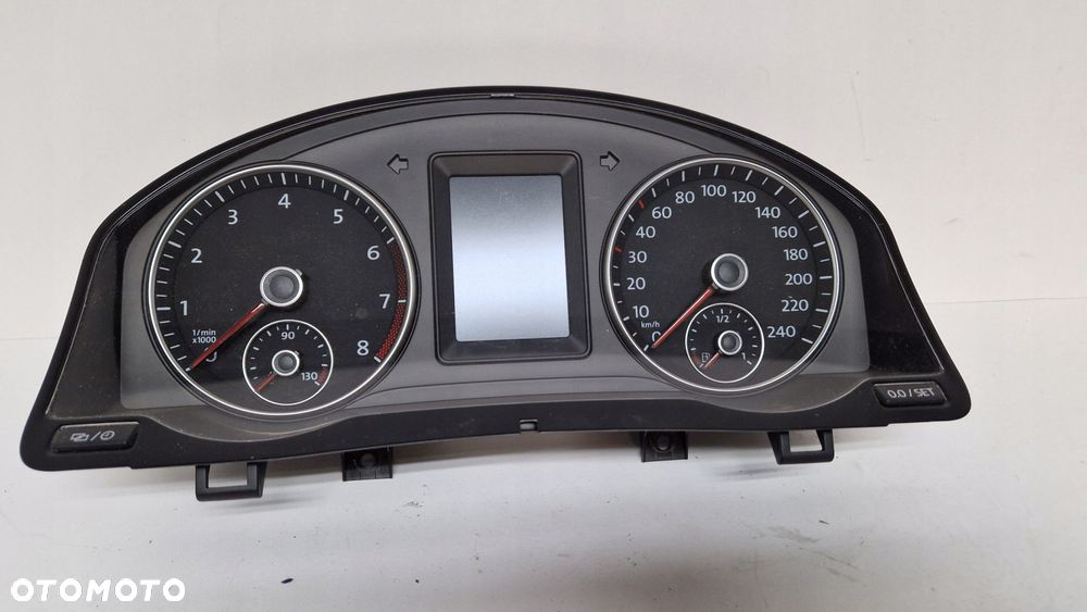 VW GOLF 6 VI 1.2 TSI LICZNIK ZEGAR 8M0920873C - 1