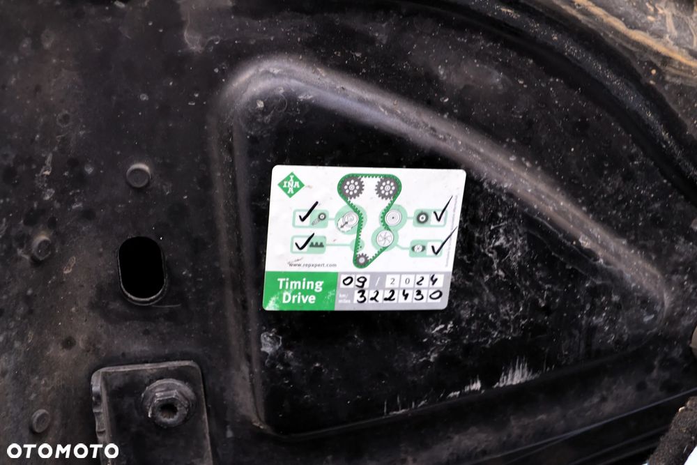 Volkswagen Passat 2.0 TDI DPF Highline DSG - 37