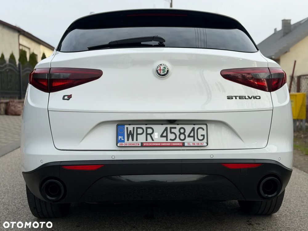 Alfa Romeo Stelvio 2.0 Turbo B-Tech Edition Q4 - 5