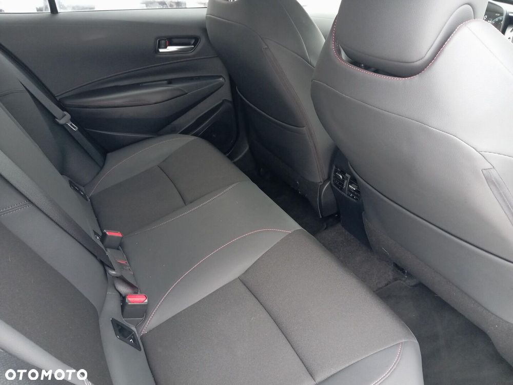 Toyota Corolla 2.0 Hybrid GR Sport Dynamic - 13