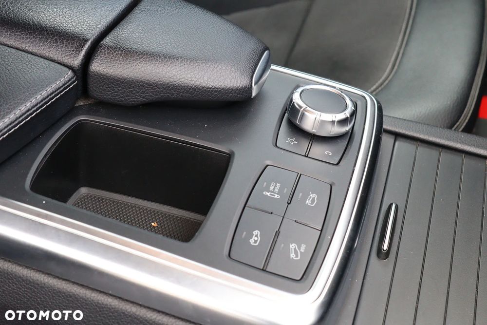 Mercedes-Benz ML - 5