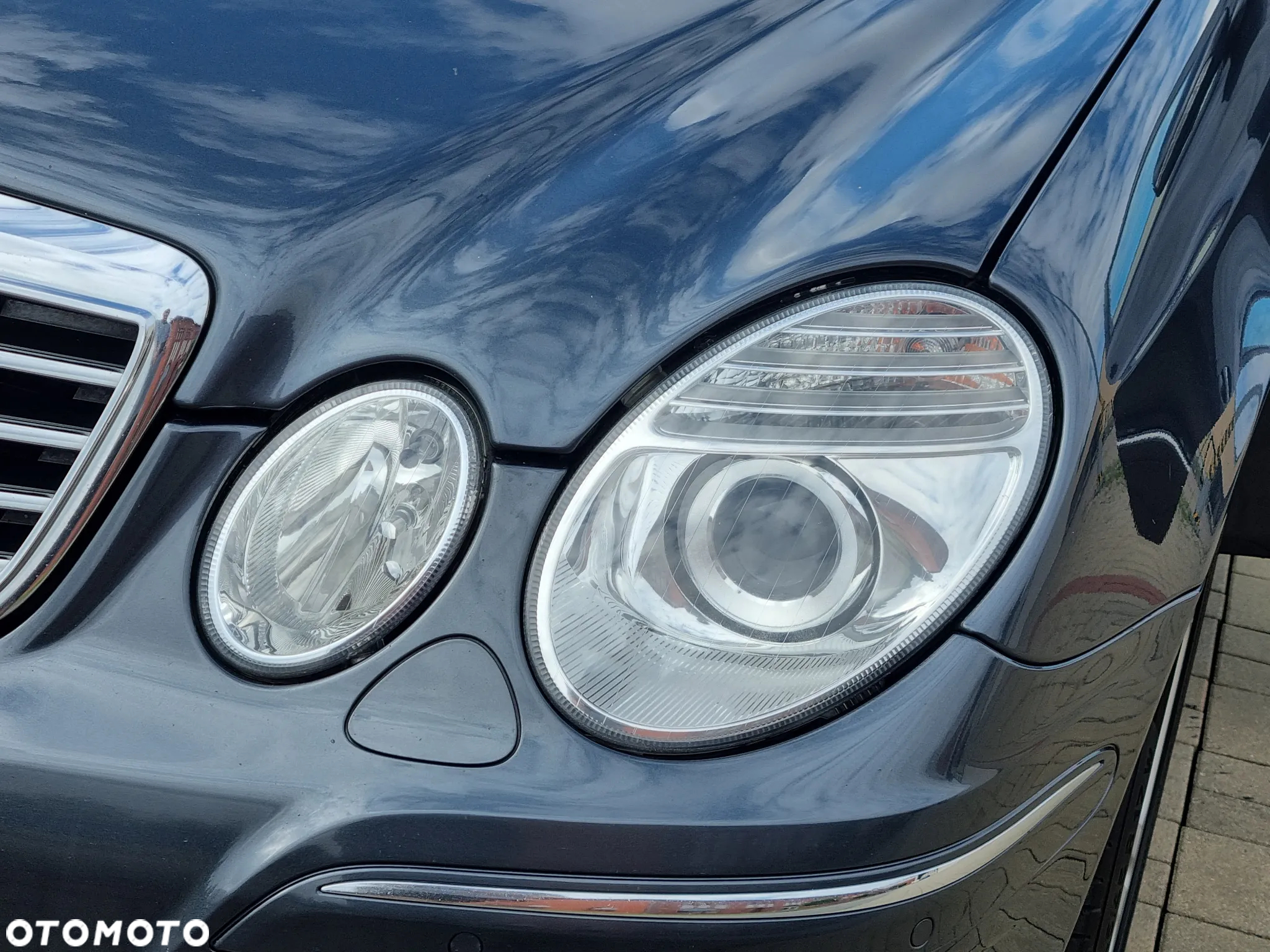 Mercedes-Benz Klasa E 200 T BlueEFFICIENCY 7G-TRONIC Avantgarde - 36