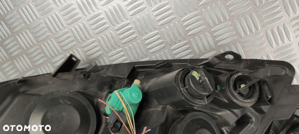 reflektor lampa lewy lewa prawa prawy przód przednia RENAULT SCENIC II 2 FL - 16