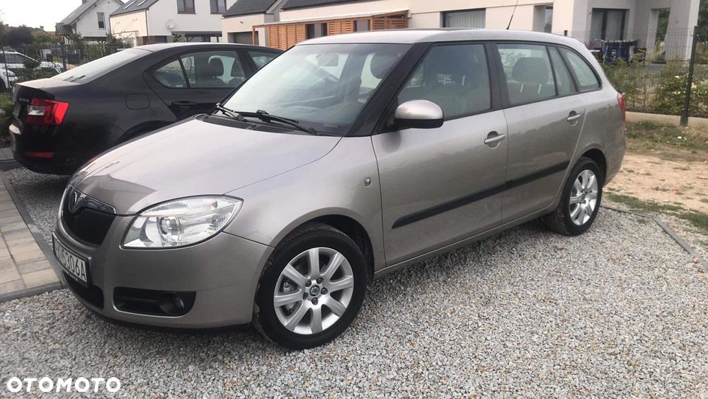 Skoda Fabia 1.4 16V Ambiente - 1