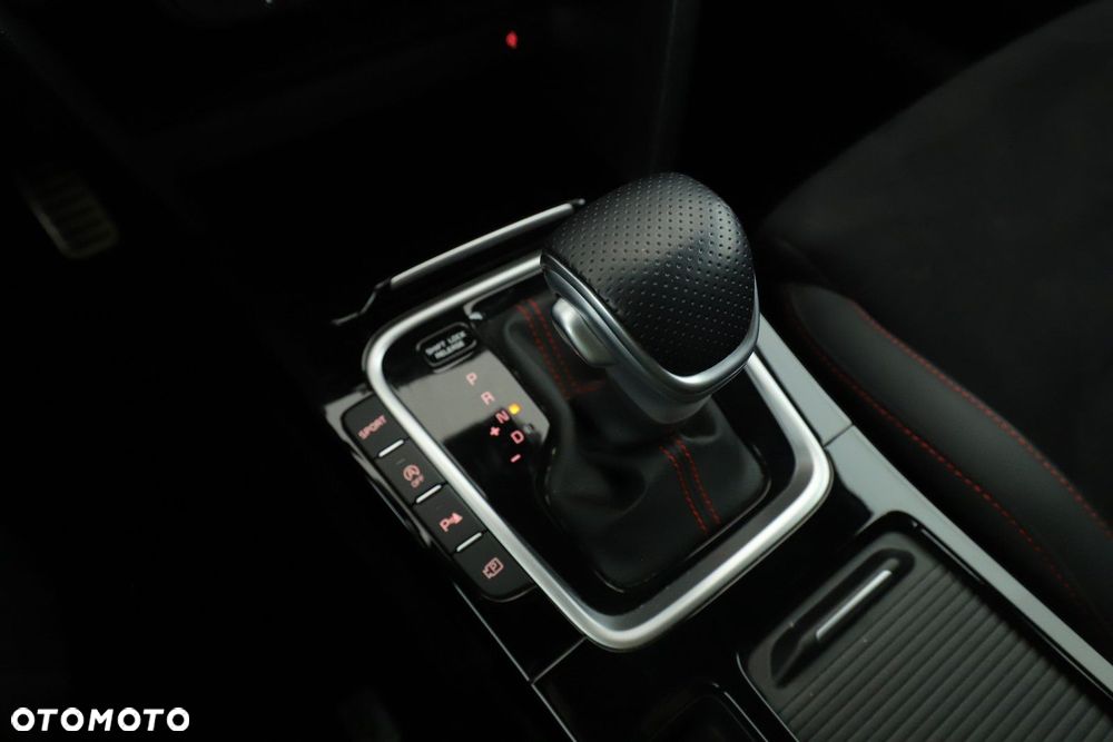 Kia ProCeed - 15