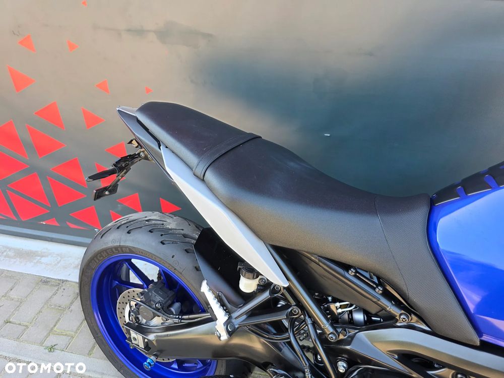 Yamaha MT - 9