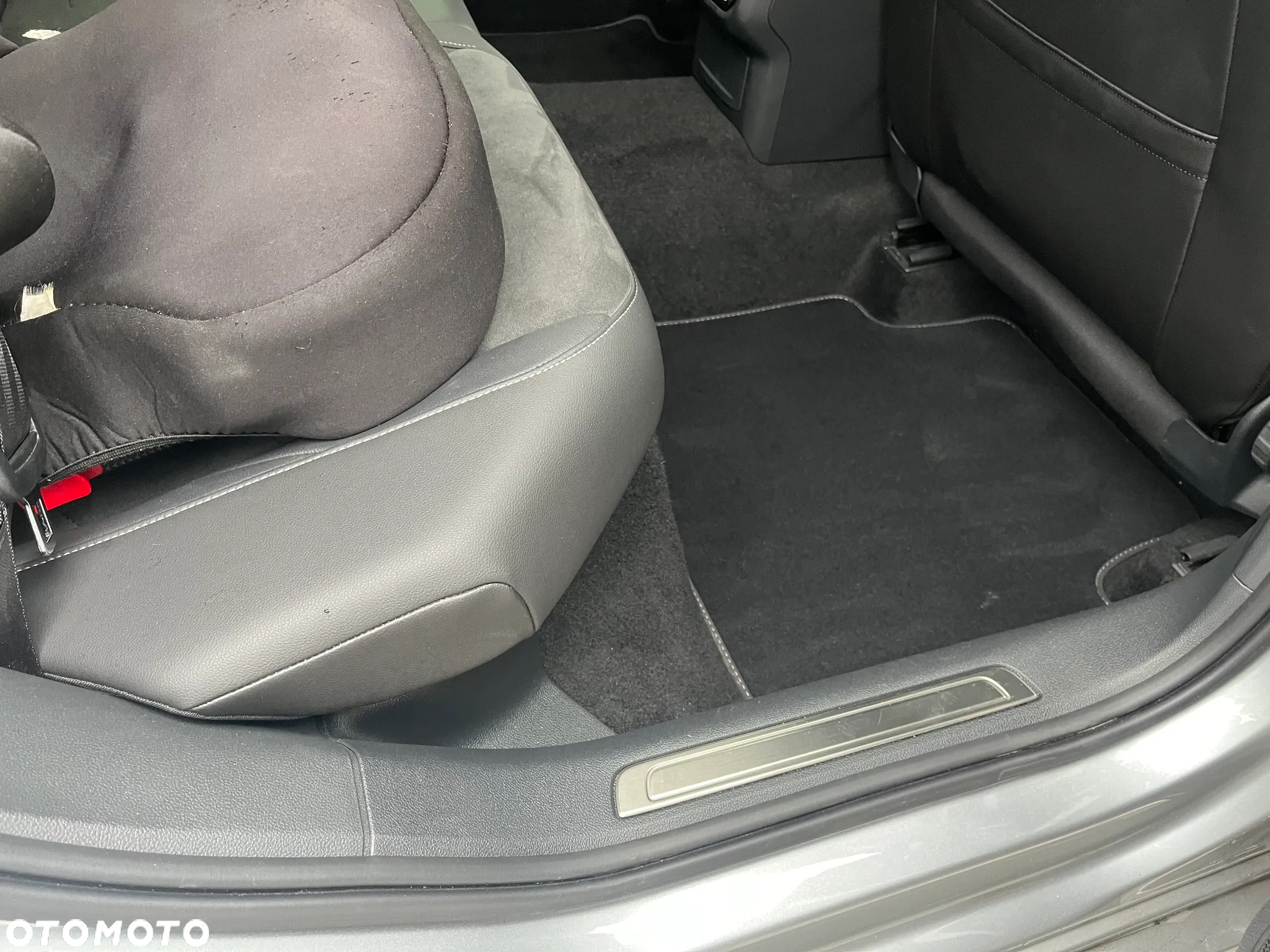 Volkswagen Arteon Shooting Brake 2.0 TDI SCR DSG R-Line - 16