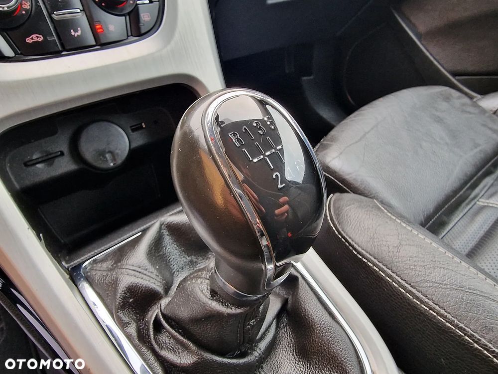 Opel Astra 2.0 CDTI Enjoy S&S - 12