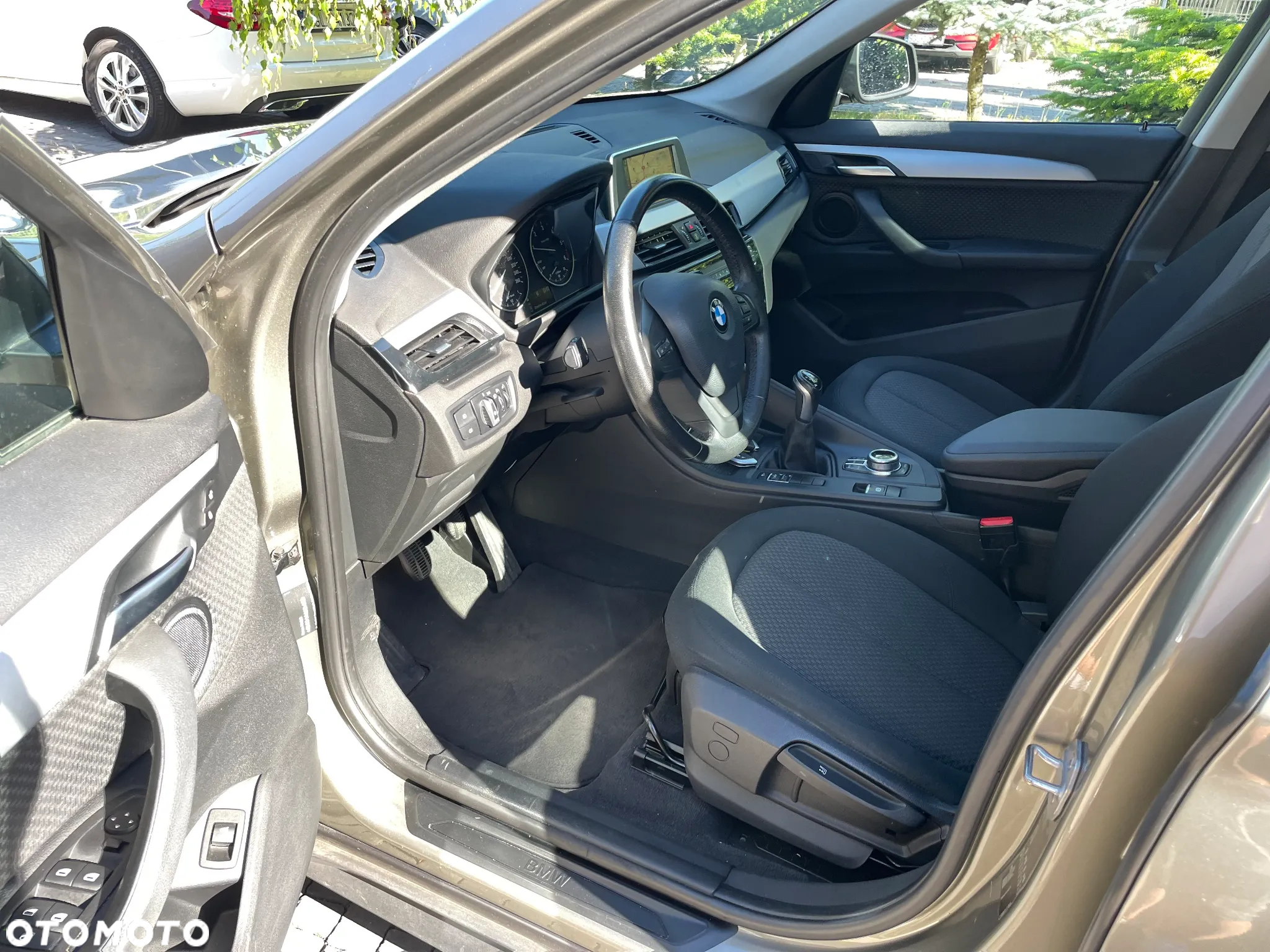 BMW X1 sDrive18d Sport Line - 11