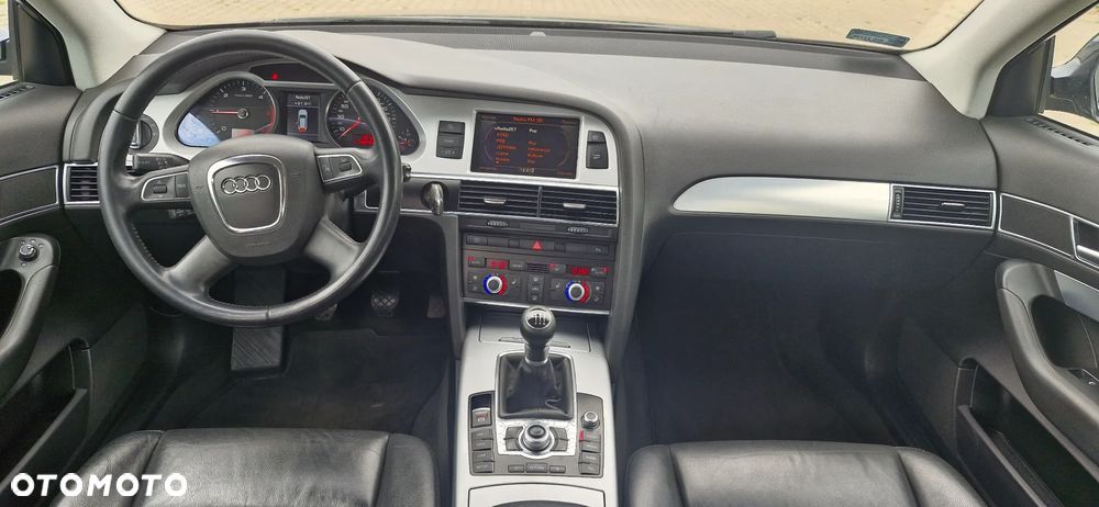 Audi A6 Avant - 10