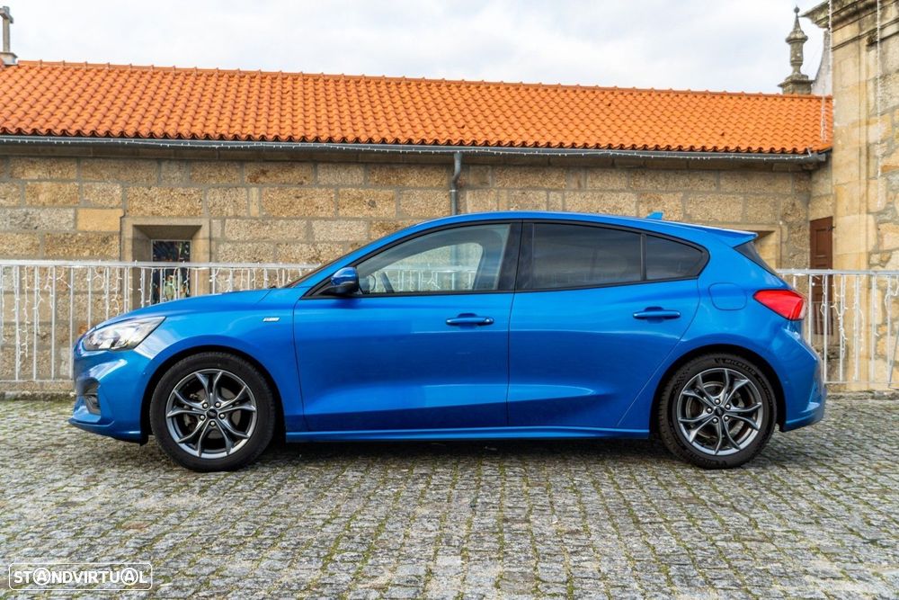 Ford Focus 1.0 EcoBoost MHEV ST-Line - 16