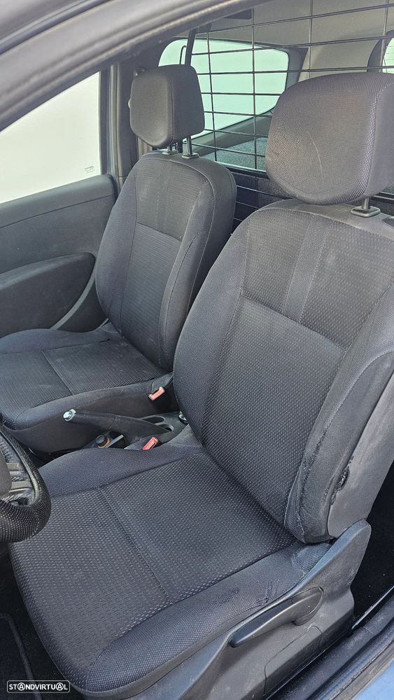 Renault Clio 1.5 dCi Confort - 11