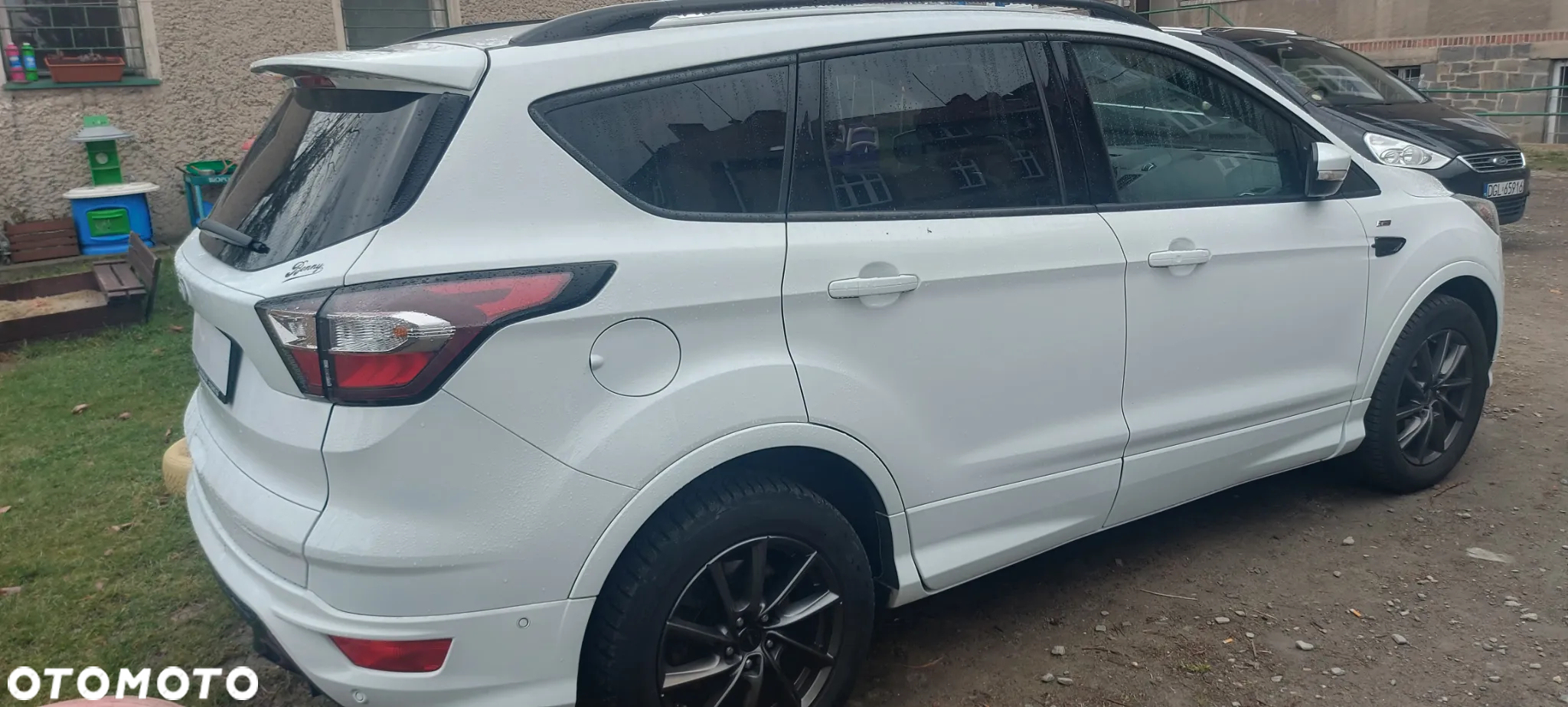 Ford Kuga 1.5 EcoBoost 2x4 ST-Line - 8