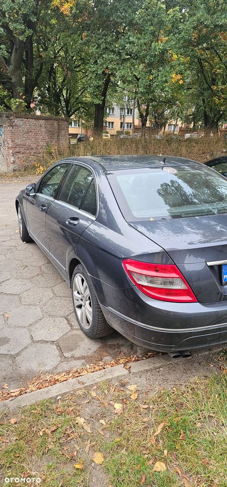 Mercedes-Benz C-Class 2010 photo 5