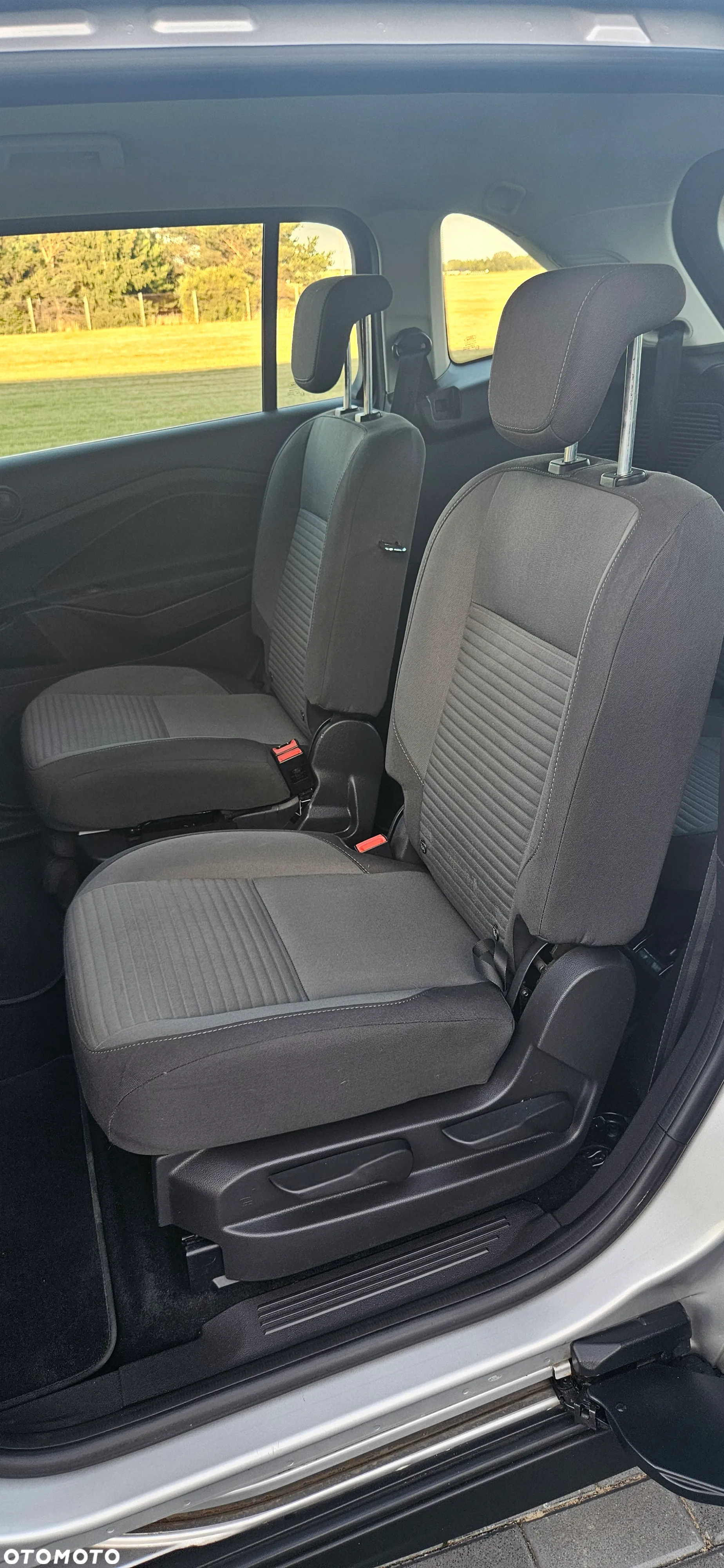 Ford Grand C-MAX 1.5 EcoBoost Start-Stopp-System Titanium - 10