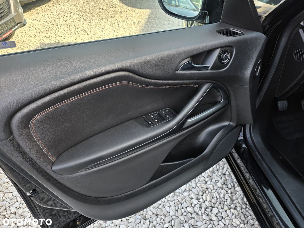 Opel Zafira 1.4 Turbo (ecoFLEX) Start/Stop Business Edition - 19