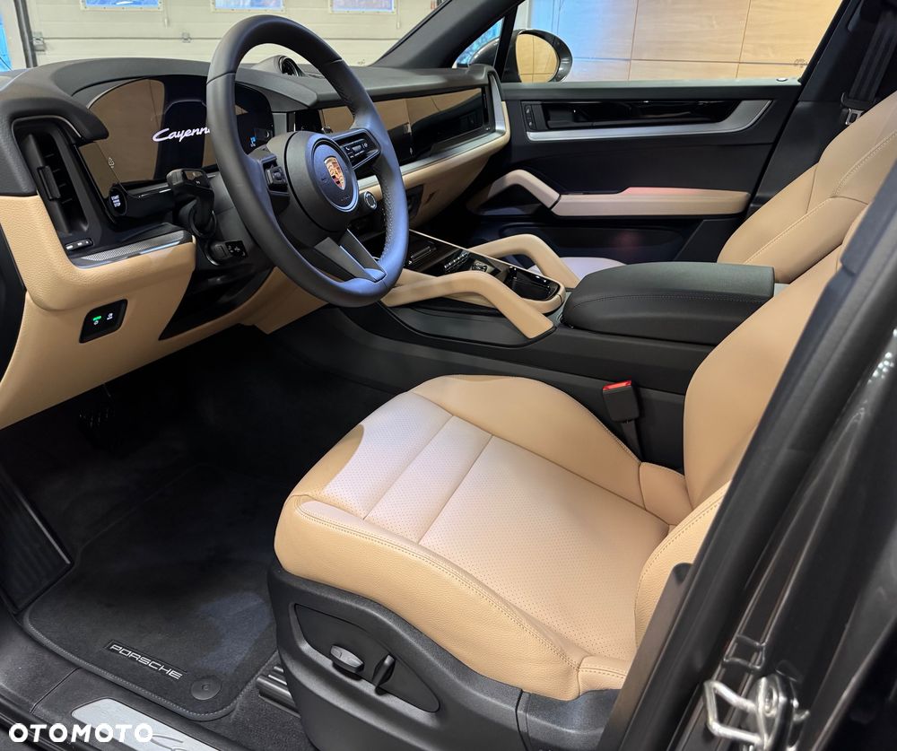 Porsche Cayenne Standard - 18