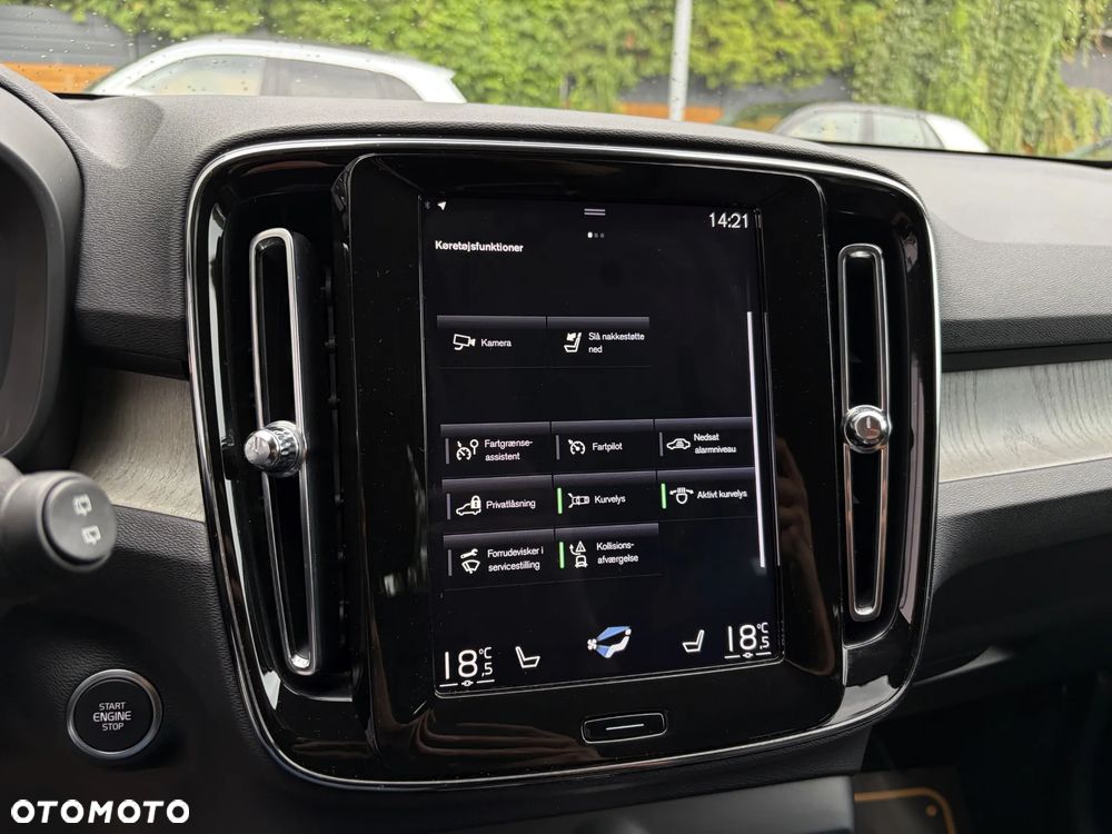 Volvo XC 40 D3 SCR Inscription - 28