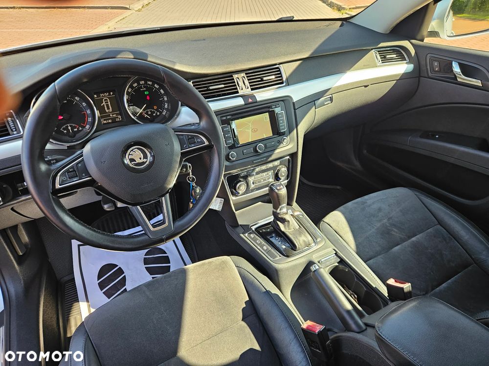 Skoda Superb 2.0 TDI Green tec 4x4 DSG Elegance - 10