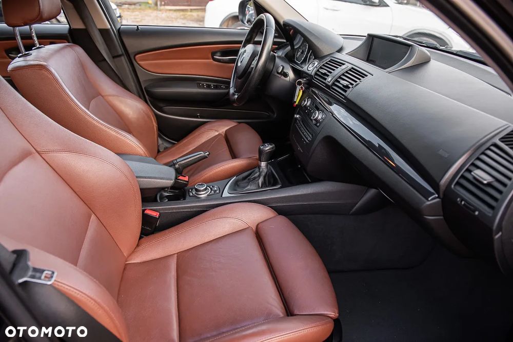 BMW Seria 1 118i Edition Lifestyle - 29