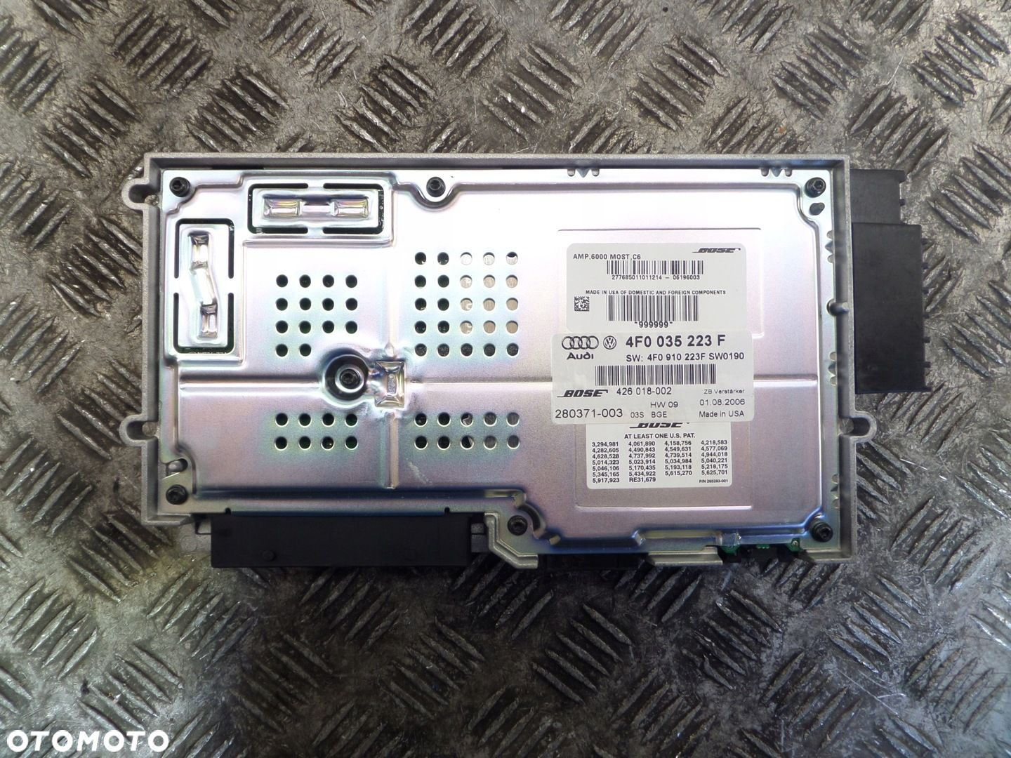 WZMACNIACZ BOSE AUDI A6 C6 4F0035223F 4F0910223F SPRAWNY - 2