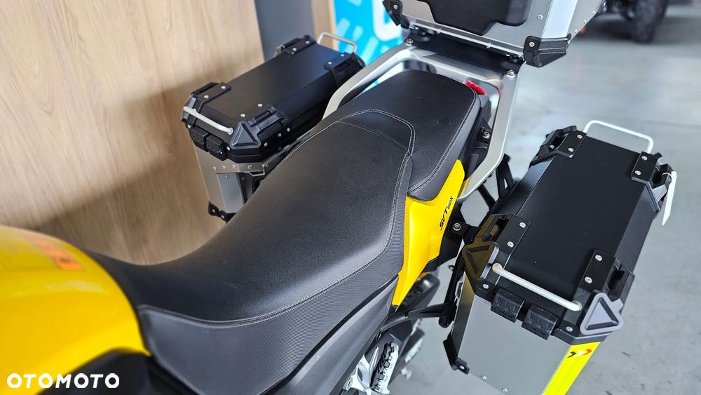 QJMOTOR SVT 650X - 11
