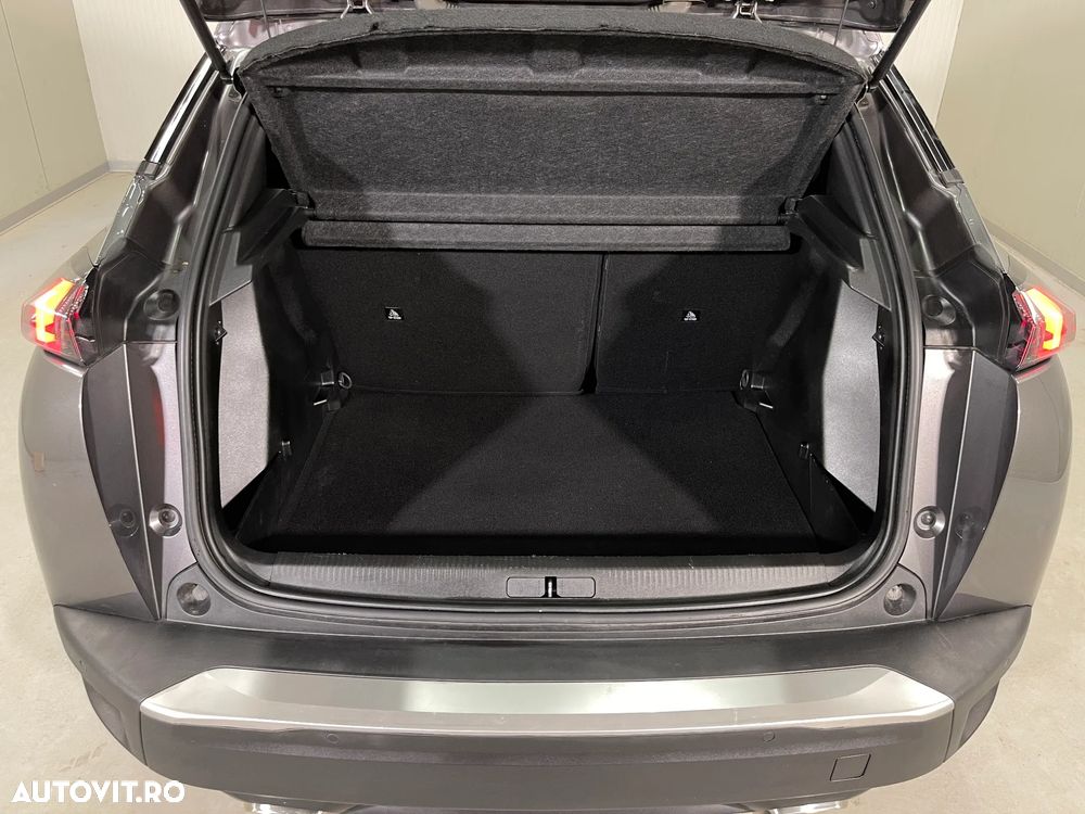 Peugeot 2008 PureTech 130 EAT8 Allure - 13