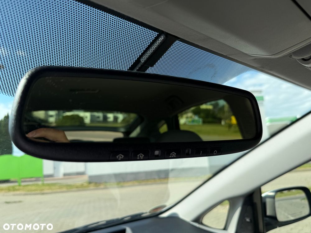 Toyota Prius 1.5 VVT-i Prestige - 16