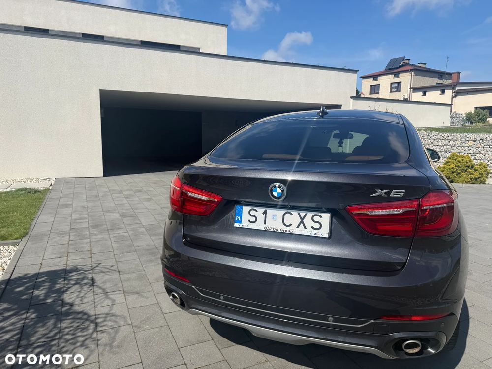 BMW X6 xDrive30d - 17