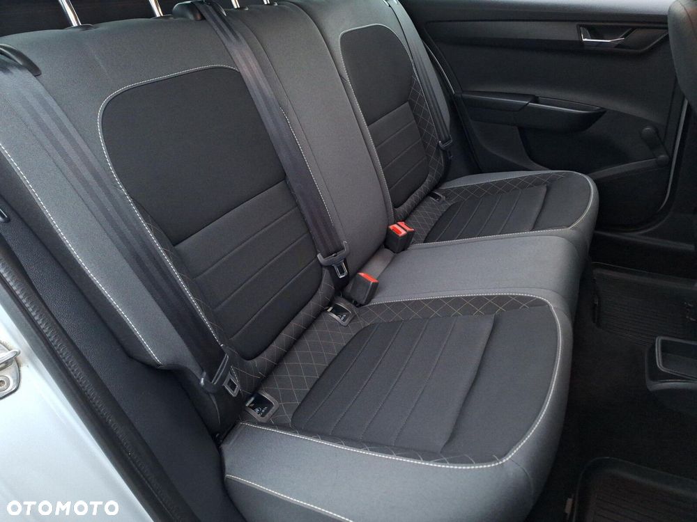 Skoda Fabia - 13