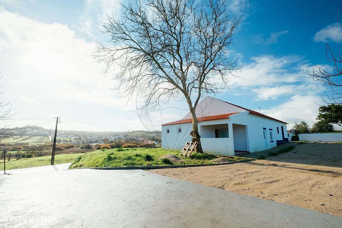 Moradia T2 para venda - Grande imagem: 2/28