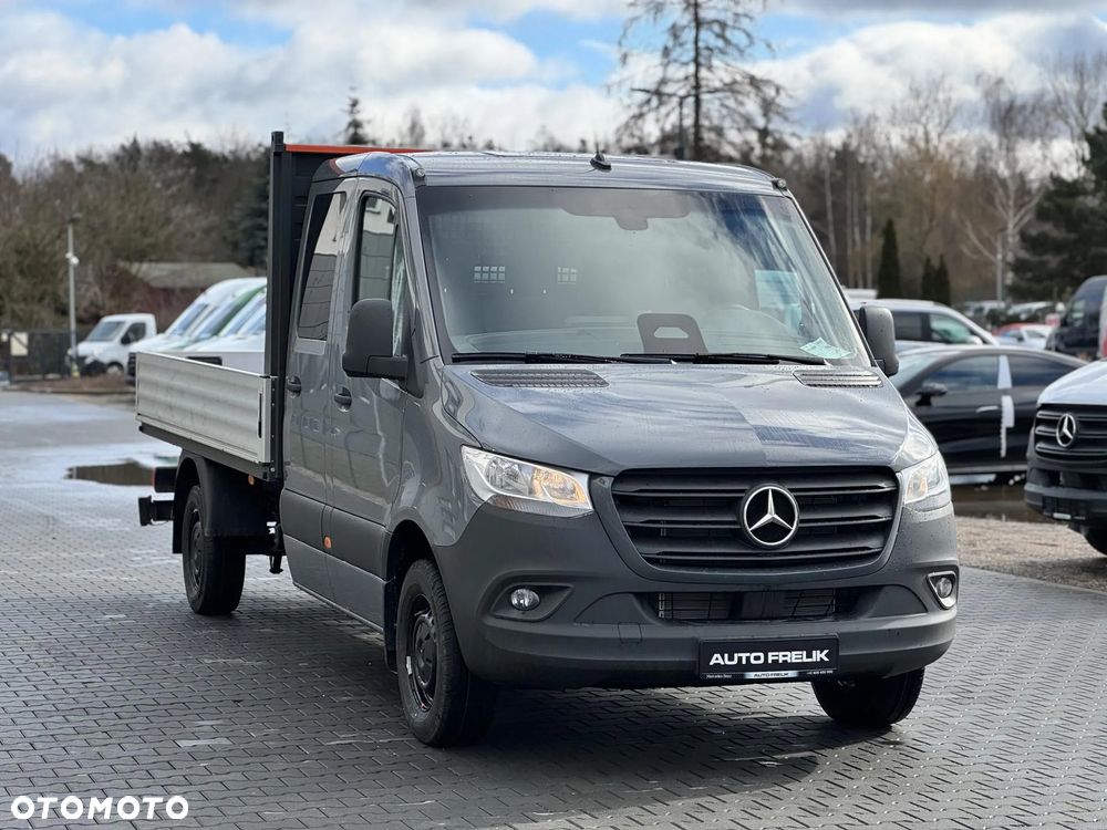 Mercedes-Benz Sprinter - 2