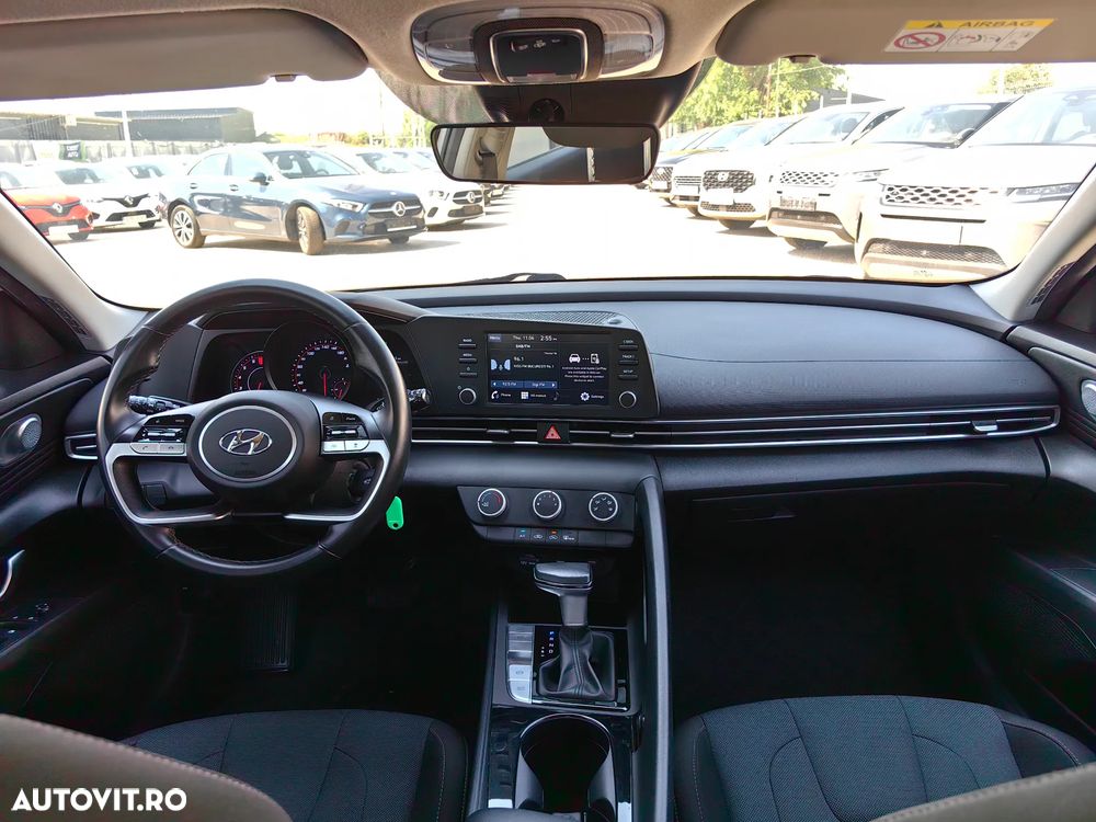 Hyundai Elantra 1.6 l 123 CP CVT Comfort - 6