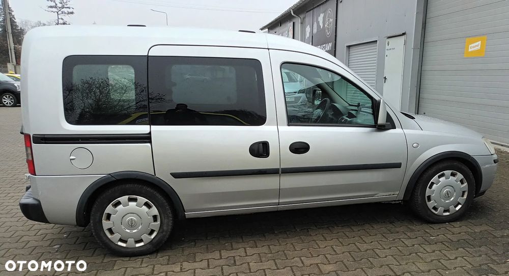 Opel Combo Tour Enjoy - 3