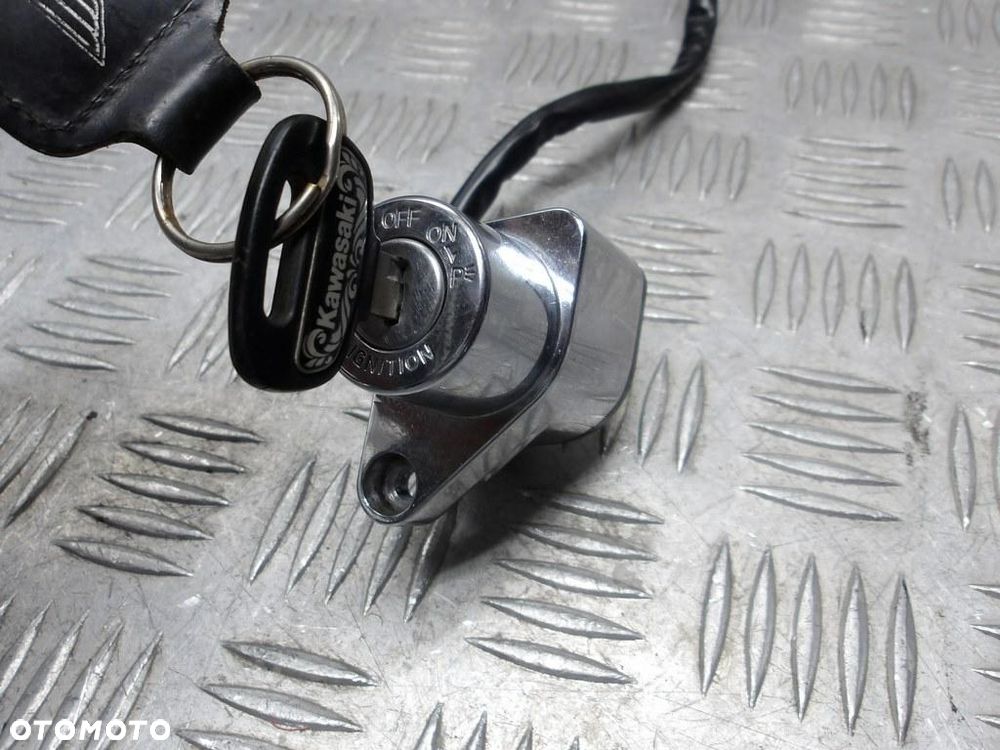 Stacyjka zapłonu z kluczykiem KAWASAKI VN 1500 VULCAN NOMAD 2001-2004  PN: 27005-1256 - 7