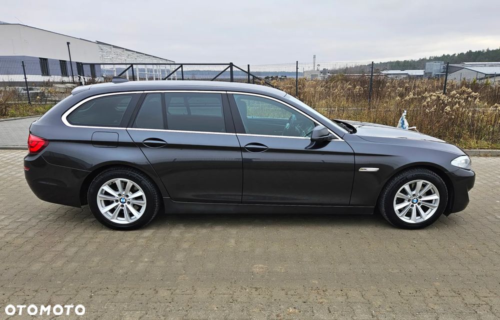 BMW Seria 5 520d Sport-Aut - 12