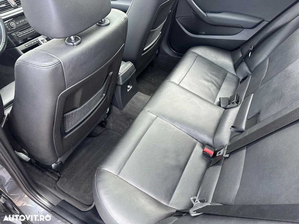 BMW X1 xDrive20d Aut. xLine - 13