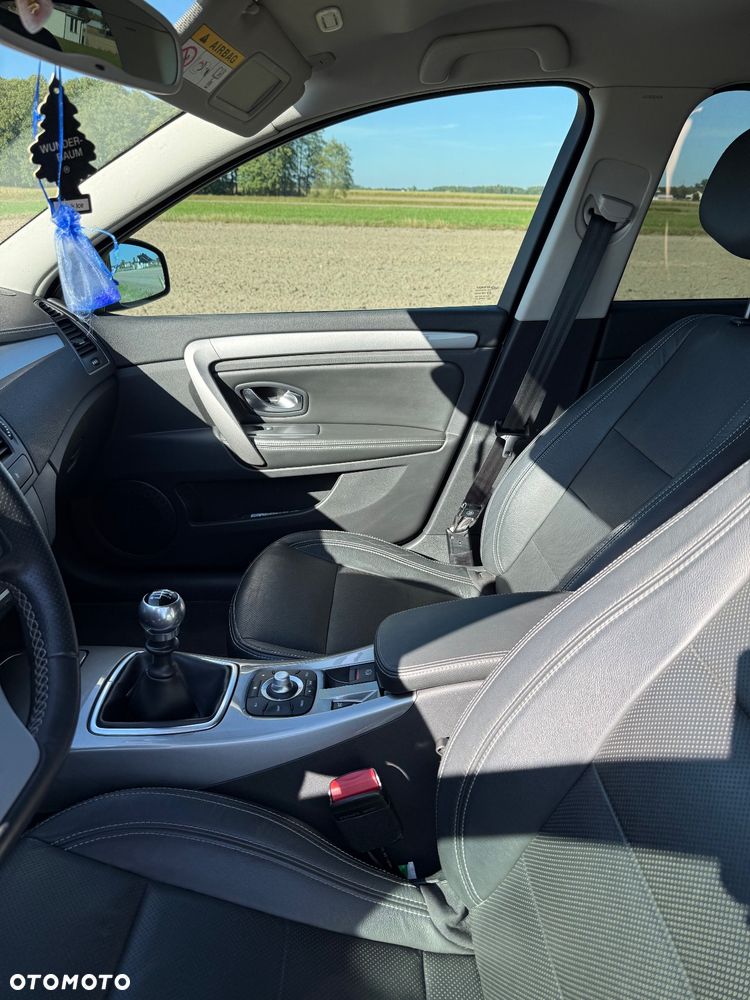 Renault Laguna 2.0 dCi FAP Dynamique - 8