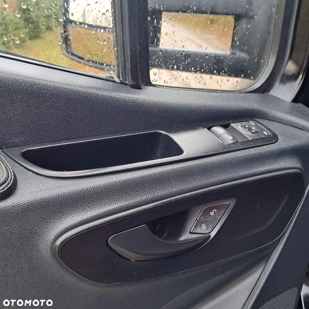 Mercedes-Benz Sprinter - 11