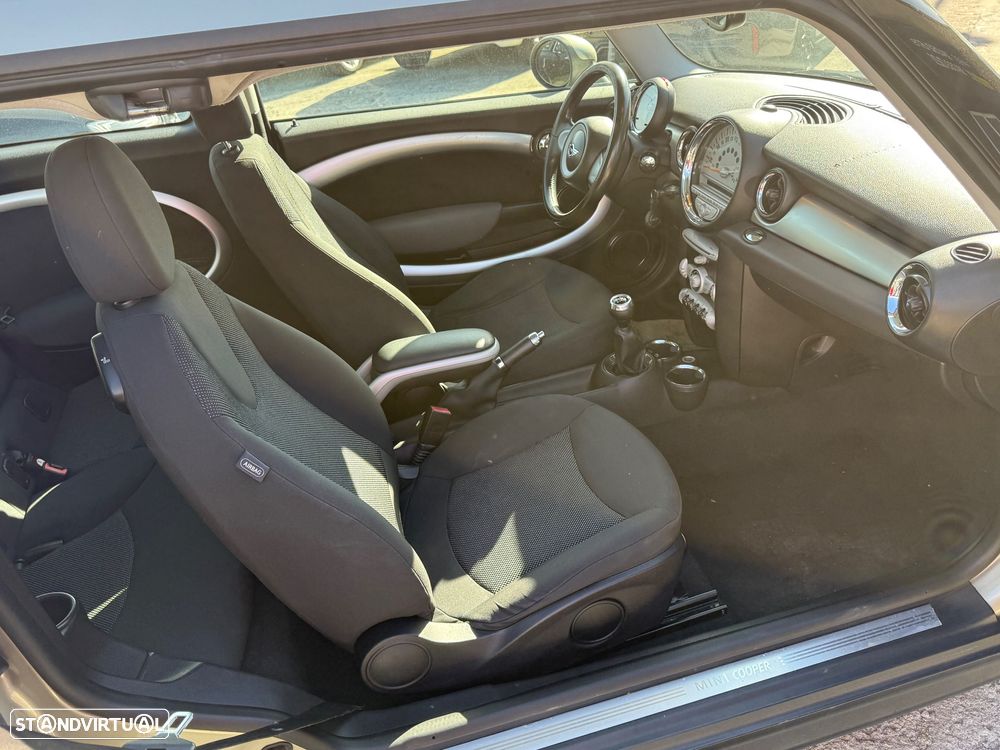 MINI Clubman Cooper D - 21