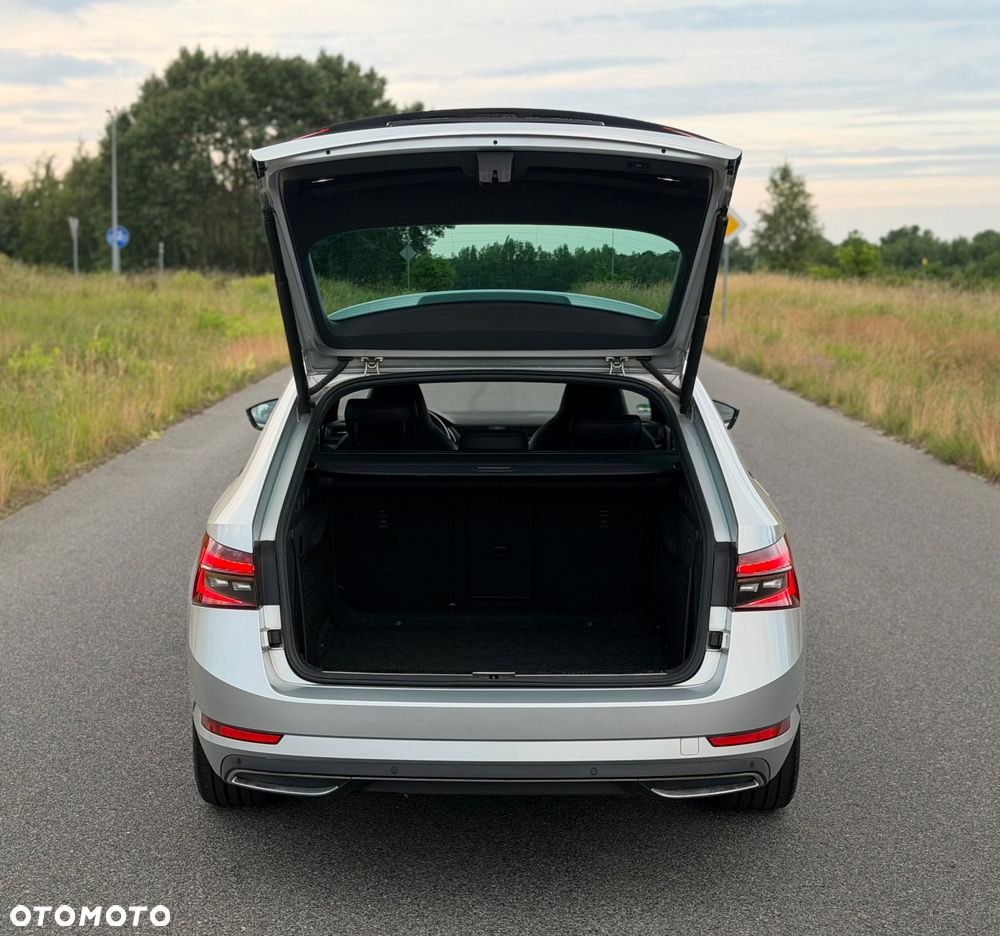 Skoda Superb 2.0 TDI SCR Sportline DSG - 13